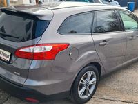Gebraucht Ford Focus Champions Edition 125 PS (91 kW) 2013 Braun Kombi