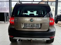 Gebraucht Skoda Yeti Ambition 110 PS (80 kW) 2012 Matobraun metallic SUV