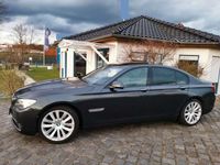 gebraucht BMW 750 750 i F01 4,4 - 408 PS, Soft-Close Voll und Voller!