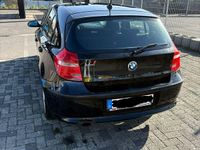 Gebraucht BMW 116 122 PS (89 kW) 2007 Schwarz Kleinwagen
