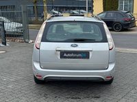 Gebraucht Ford Focus 101 PS (74 kW) 2010 Silber Kombi