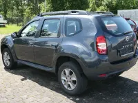 Gebraucht Dacia Duster Lauréate 105 PS (77 kW) 2015 Grau SUV