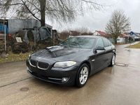 Gebraucht BMW 525 Sport Line 204 PS (150 kW) 2011 Grau Limousine