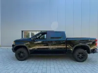Neu Chevrolet Silverado 309 PS (227 kW) 2025 Schwarz SUV