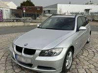 gebraucht BMW 318 d BJ 2009 mit Sitzheitzung & Panoramadach