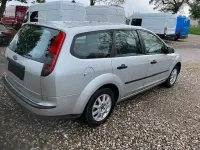 Gebraucht Ford Focus 101 PS (74 kW) 2006 Silber Limousine
