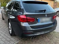 Gebraucht BMW 325 211 PS (155 kW) 2016 Grau Kombi