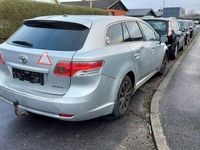 Gebraucht Toyota Avensis Executive 126 PS (92 kW) 2011 Grau Kombi