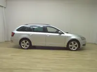 Gebraucht Skoda Octavia Clever 150 PS (110 kW) 2019 Brilliantsilber metallic Kombi