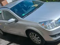Gebraucht Opel Astra Innovation 116 PS (85 kW) 2008 Silber Limousine