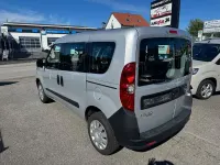 Gebraucht Opel Combo Selection 95 PS (69 kW) 2015 Silber Van / Kleinbus