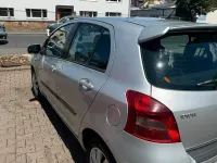 Gebraucht Toyota Yaris 87 PS (63 kW) 2008 Grau Kleinwagen