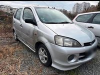 Gebraucht Daihatsu YRV 73 PS (53 kW) 2005 Grau Van / Kleinbus