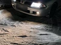 Gebraucht Mitsubishi Carisma 103 PS (75 kW) 2001 Silber Limousine