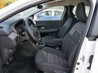 gebraucht Dacia Sandero III TCe 90 COMFORT * PARKTRONIC * SITZHEIZUNG * TEMPOMAT * KLIMAAUTOMATI