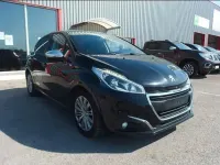 Gebraucht Peugeot 208 Allure 99 PS (72 kW) 2017 Schwarz Kleinwagen