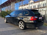 gebraucht BMW 320 d TouringAUT XENON SHZ PDC vo+hi HiFi TÜV8/24