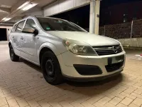 Begagnad Opel Astra 2006 Kombi