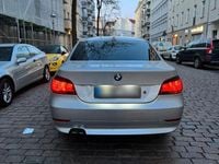 Gebraucht BMW 525 192 PS (141 kW) 2004 Silber Limousine