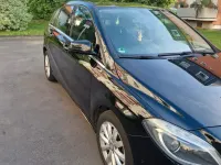 Gebraucht Mercedes B200 156 PS (114 kW) 2013 Schwarz Kleinwagen