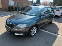 Gebraucht Skoda Rapid Ambition 86 PS (63 kW) 2014 Grau Kleinwagen