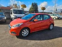 Gebraucht Peugeot 208 Active 82 PS (60 kW) 2015 Orange Kleinwagen