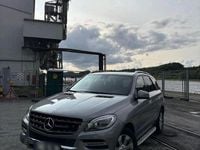 Gebraucht Mercedes ML250 204 PS (150 kW) 2014 Grau SUV