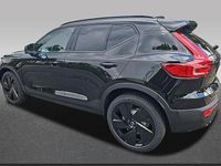 Neu Volvo XC40 Plus 197 PS (144 kW) 2025 Onyx black / metallic SUV
