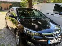 Gebraucht Opel Astra Design Edition 101 PS (74 kW) 2010 Schwarz Kombi