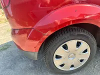Gebraucht Ford Fiesta Ambiente 69 PS (50 kW) 2006 Rot Kleinwagen
