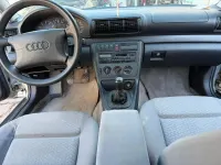 Brugt Audi A4 125 HK (91 kW) 1995 Sølv Sedan