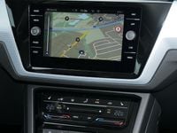 Gebraucht VW Touran 150 PS (110 kW) 2025 Silber Van / Kleinbus