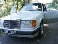 Gebraucht Mercedes 200 118 PS (86 kW) 1990 Weiß Limousine