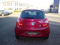 Gebraucht Ford Ka Titanium 69 PS (50 kW) 2014 Funky magenta metallic Kleinwagen