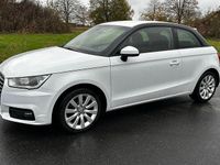 Gebraucht Audi A1 Ambiente 95 PS (69 kW) 2016 Weiß Kleinwagen