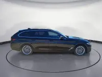 Gebraucht BMW 530e Sport Line 184 PS (135 kW) 2023 Schwarz ii Kombi