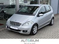 Gebraucht Mercedes A180 109 PS (80 kW) 2008 Polarsilber Limousine