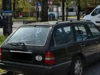 Gebraucht Mercedes 230 132 PS (97 kW) 1990 Schwarz Kombi