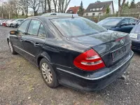 Gebraucht Mercedes E220 Elegance 150 PS (110 kW) 2004 Schwarz Limousine