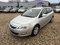 Gebraucht Opel Astra Selection 110 PS (80 kW) 2011 Silber Kombi