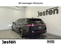 Gebraucht VW Passat R-line 150 PS (110 kW) 2025 Grenadillschwarz metallic Kombi