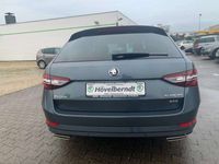 gebraucht Skoda Superb Combi L&K 4x4 DSG