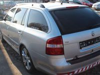 Gebraucht Skoda Octavia Elegance 160 PS (117 kW) 2012 Silber Kombi