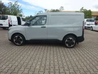Gebraucht Ford Tourneo Courier Trend 100 kW (136 PS) 2025 Cactusgrey Van / Kleinbus