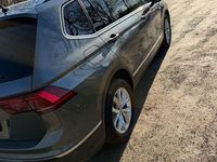 Gebraucht VW Tiguan Allspace 190 PS (139 kW) 2018 Grau SUV