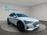 Gebraucht Audi e-tron Basis 300 kW (408 PS) 2021 Weiß SUV