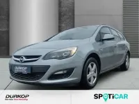 Usata Opel Astra Edition 110 CV (80 kW) 2014 Argento Station wagon