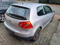 Gebraucht VW Golf IV 75 PS (55 kW) 2005 Silber Limousine