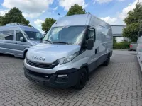 Gebraucht Iveco Daily 116 PS (85 kW) 2019 Silber (metallic) Van