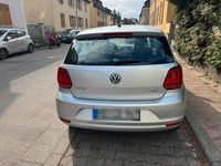 Gebraucht VW Polo 60 PS (44 kW) 2014 Silber Limousine